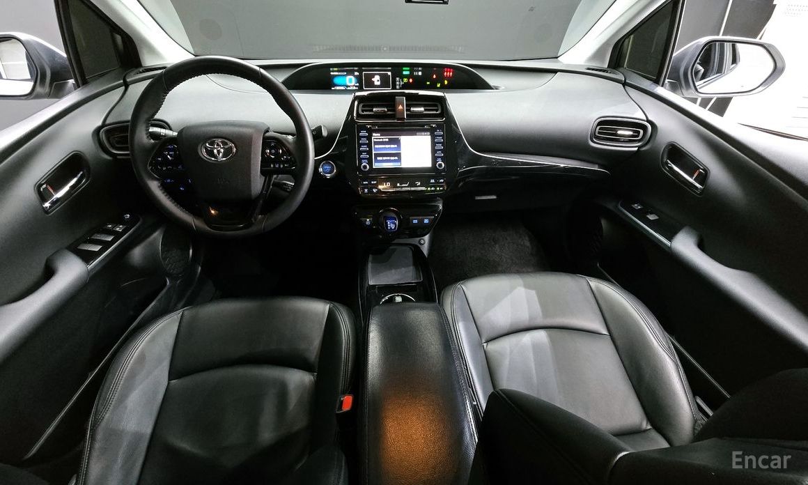 Toyota Prius 4th Generation 1.8 №8