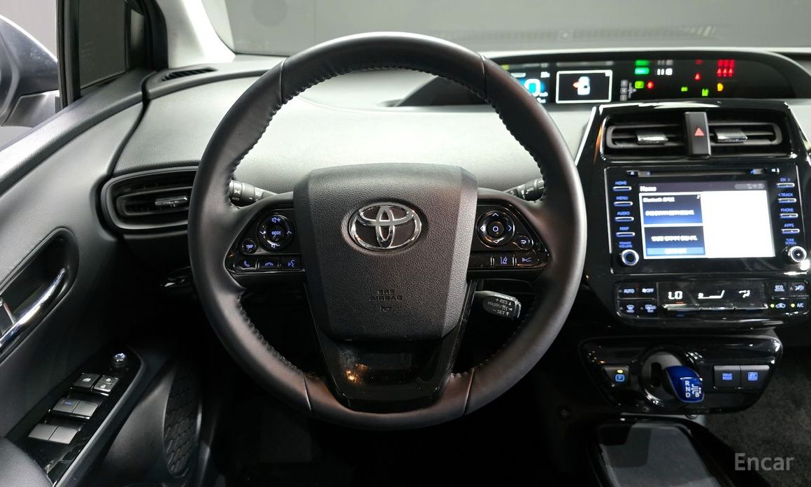 Toyota Prius 4th Generation 1.8 №14