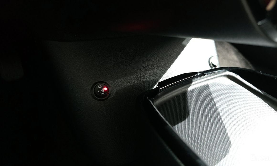 Toyota Prius 4th Generation 1.8 №20