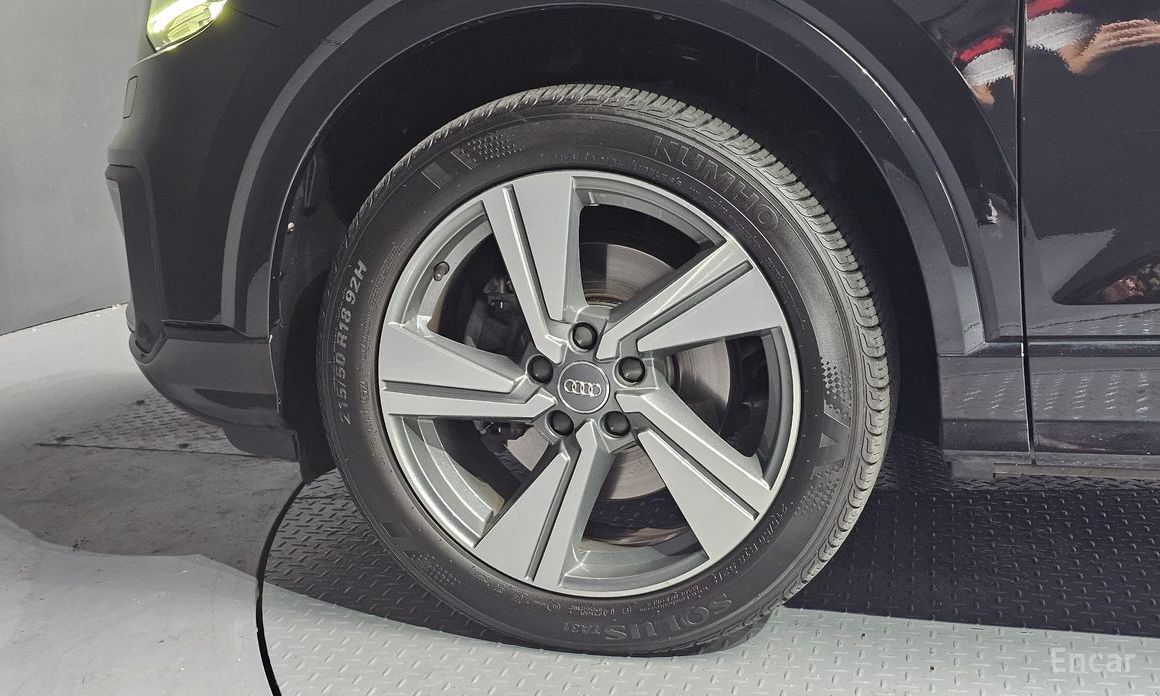 Audi Q235 TDI Premium №6