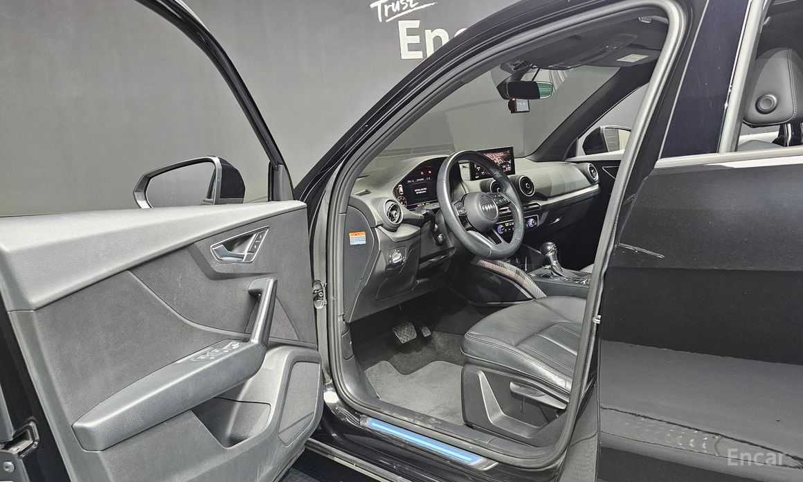 Audi Q235 TDI Premium №11