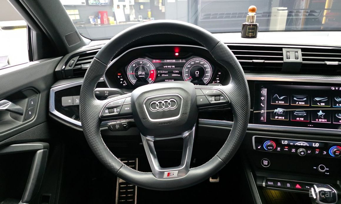 Audi Q3 (F3)35 TDI Premium Sportback №14