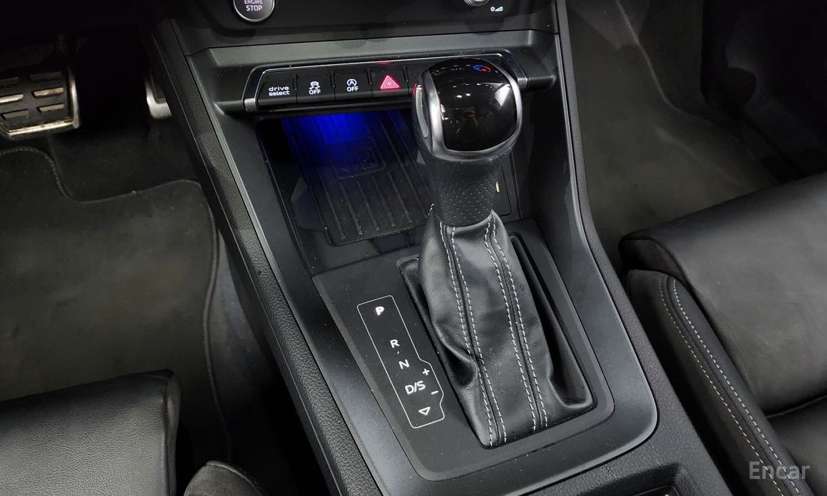 Audi Q3 (F3)35 TDI Premium Sportback №10