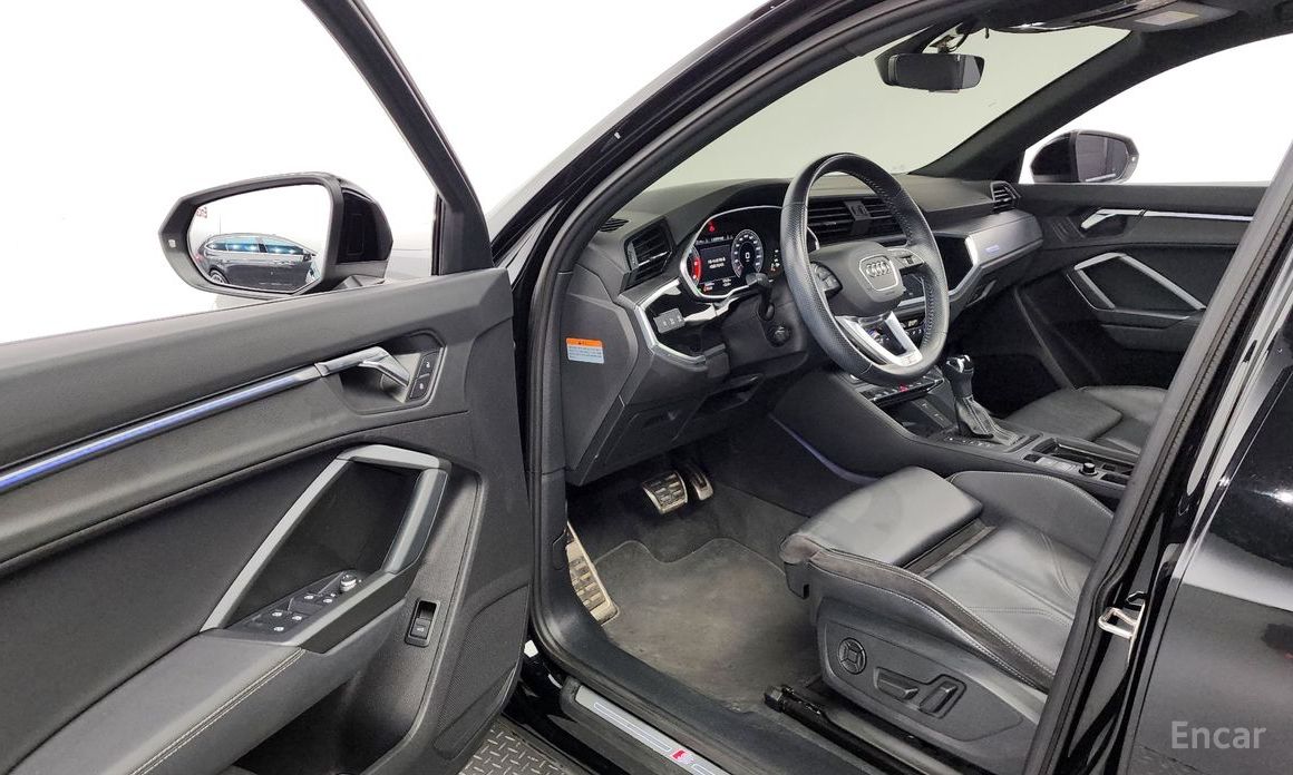 Audi Q3 (F3)35 TDI Premium Sportback №11
