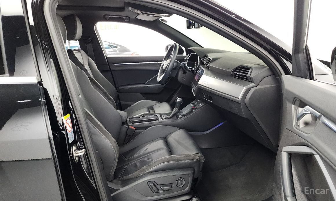 Audi Q3 (F3)35 TDI Premium Sportback №12