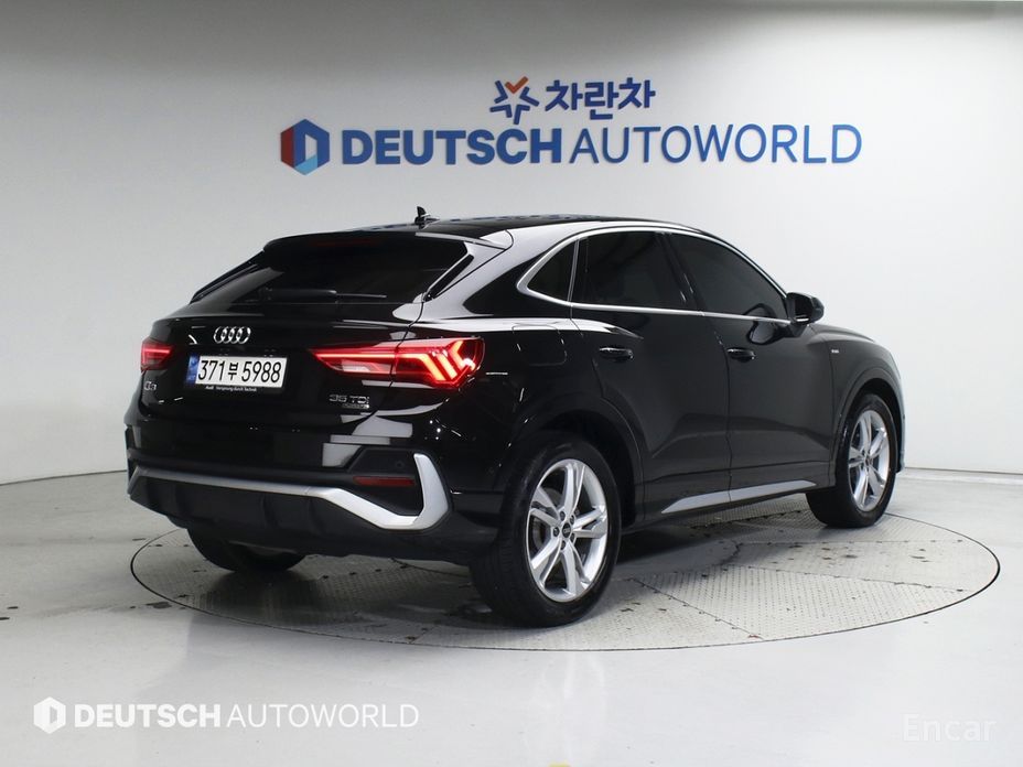 Q3 (F3)35 TDI Quattro Premium Sportback 3