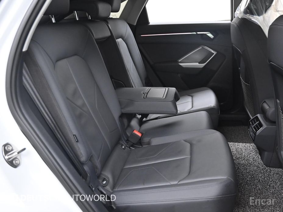 Q3 (F3) 35 TDI Sportback 13