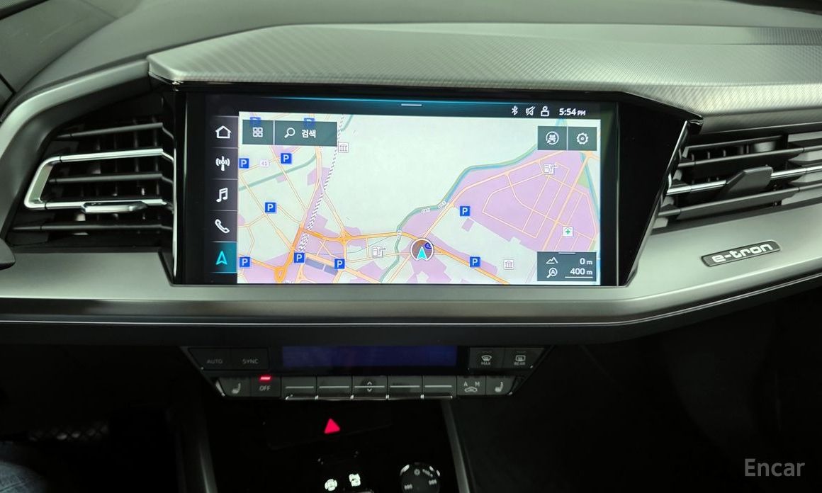Q4 e-Tron (F4)40 Premium 15