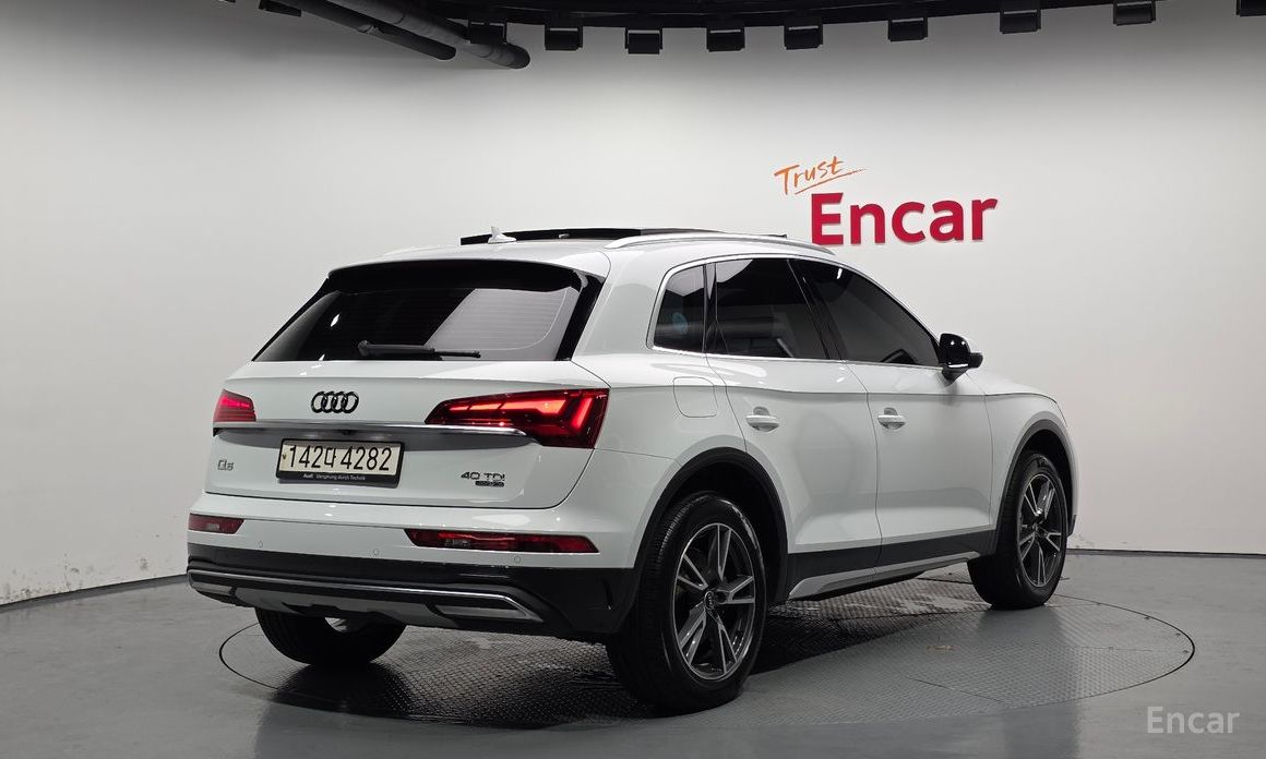 Q5 (FY)40 TDI Quattro 3