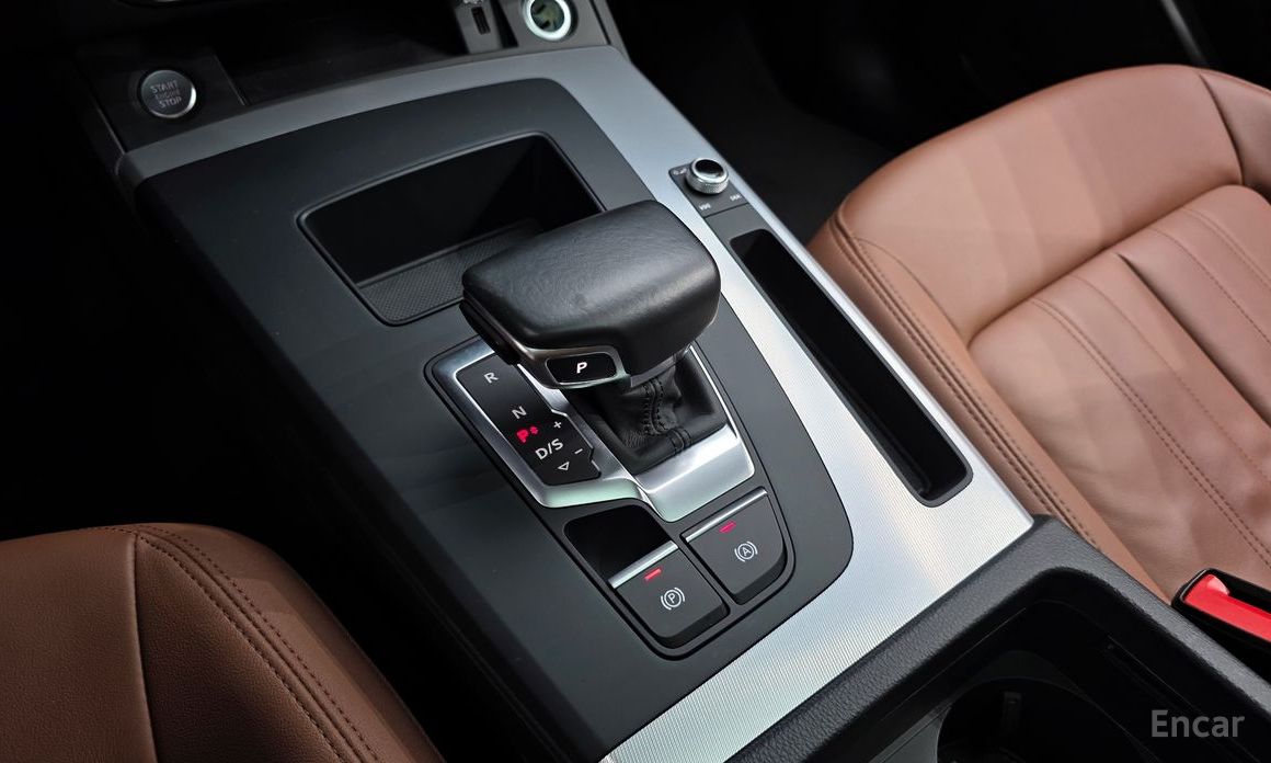 Q5 (FY)40 TDI Quattro 10
