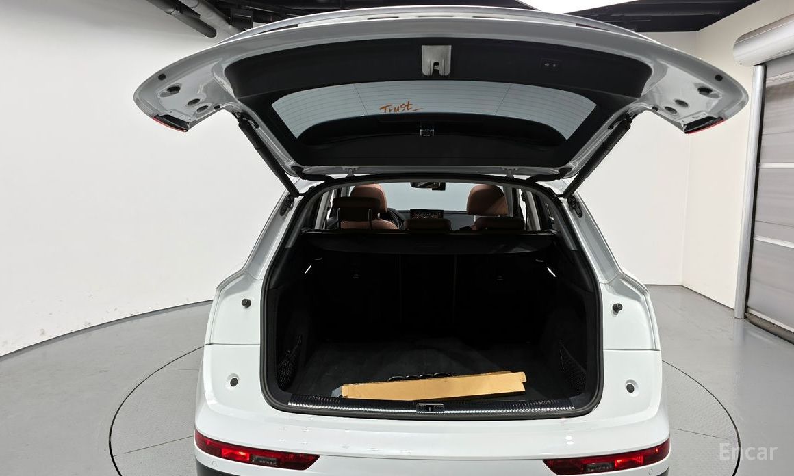 Q5 (FY)40 TDI Quattro 21