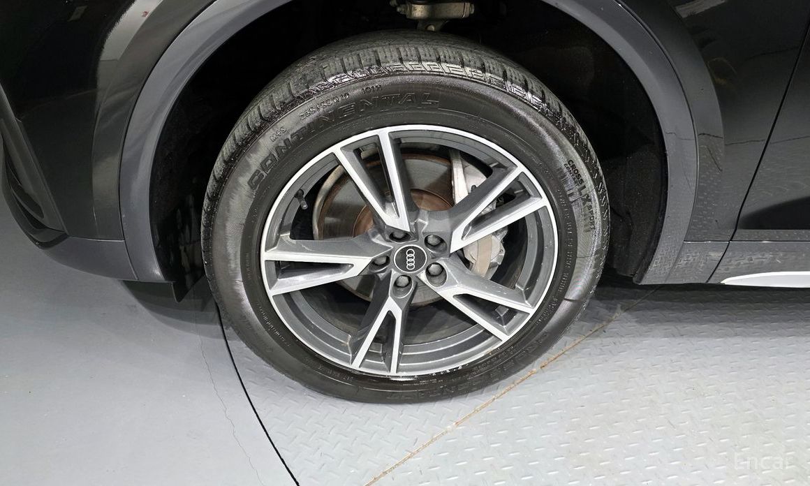 Q5 (FY)40 TDI Quattro 6