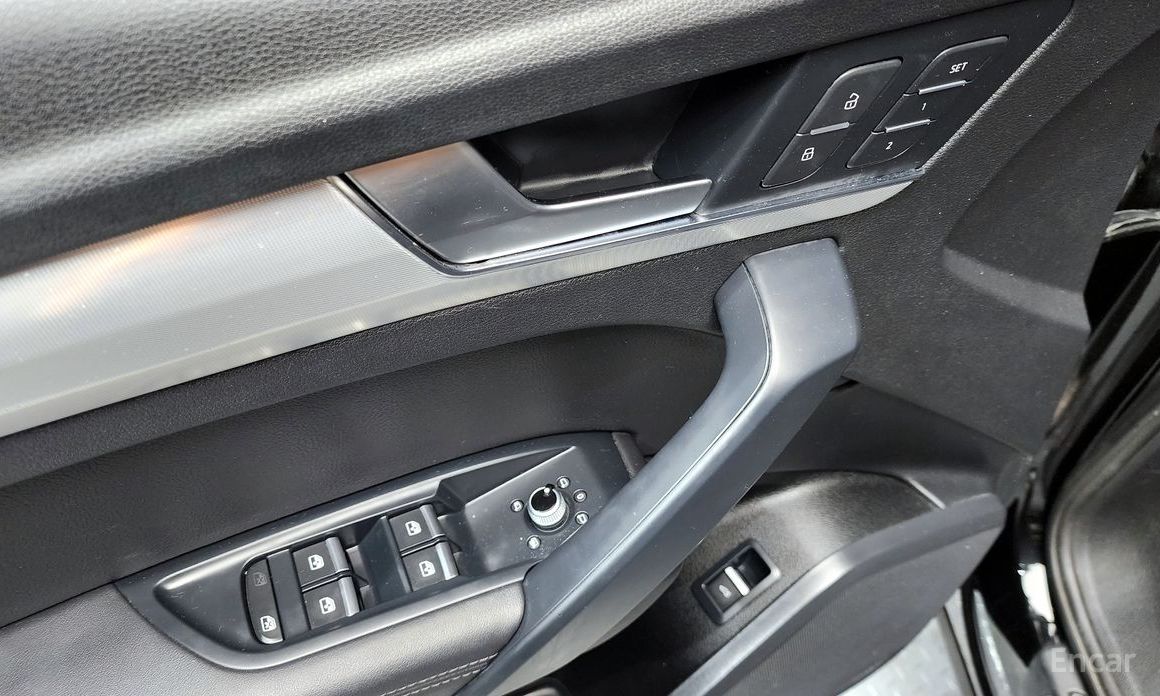 Q5 (FY)40 TDI Quattro Premium 15