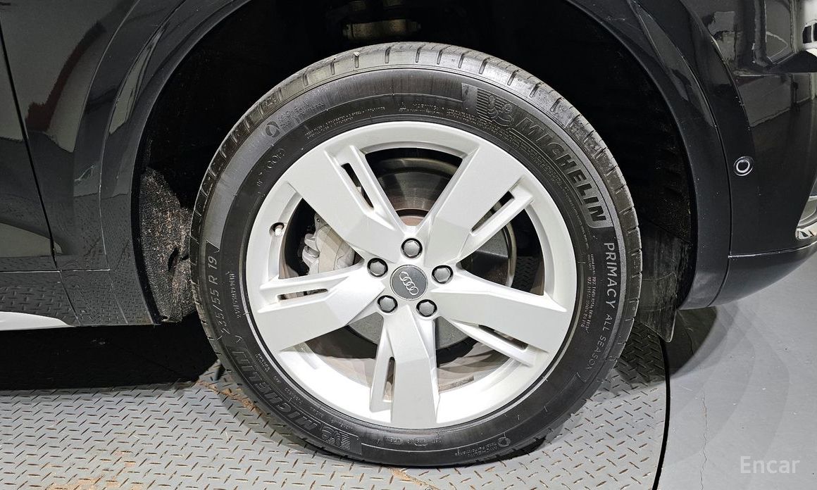 Q5 (FY)40 TDI Quattro Premium 6