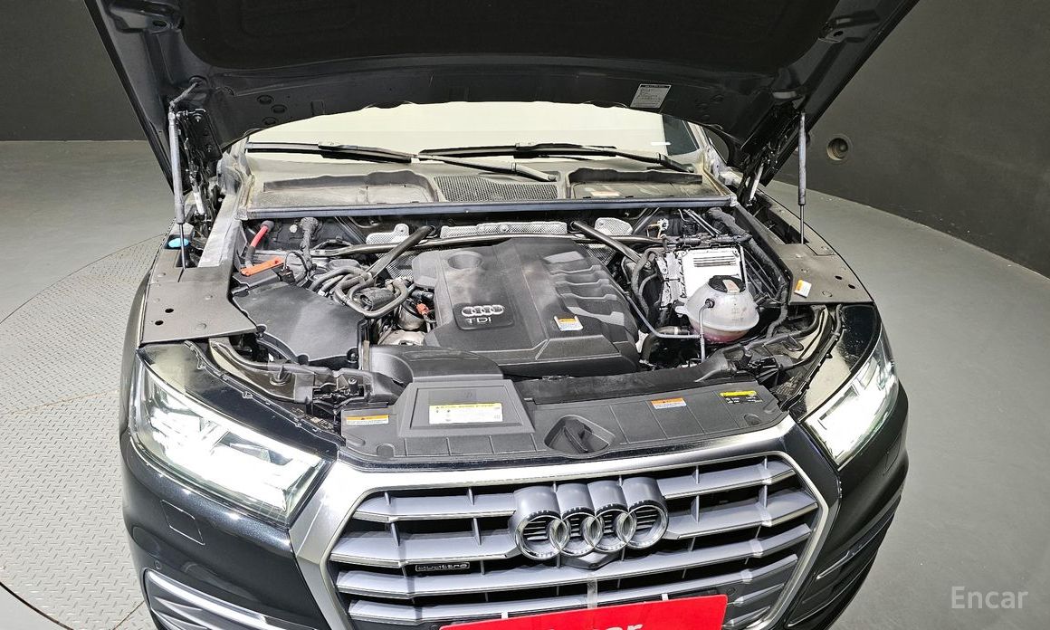 Q5 (FY)40 TDI Quattro Premium 7