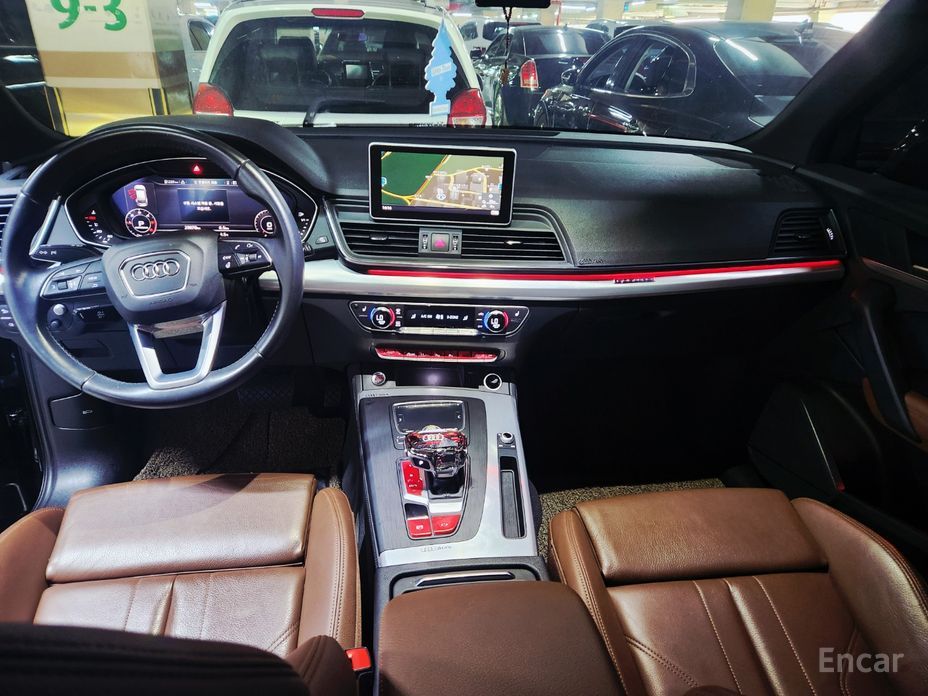 Q5 (FY)40 TDI Quattro Premium 8