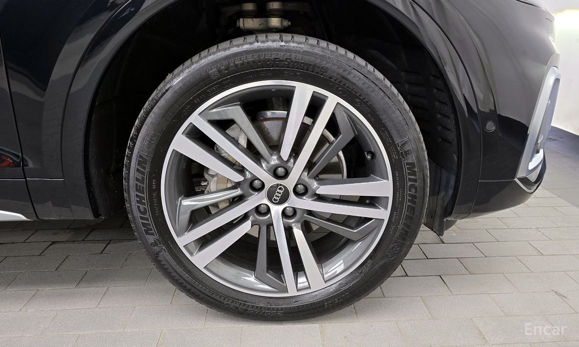 Audi Q5 (FY)40 TDI Quattro Premium №6