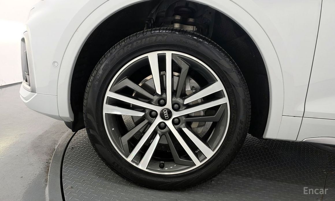 Audi Q5 (FY)40 TDI Quattro Premium №6
