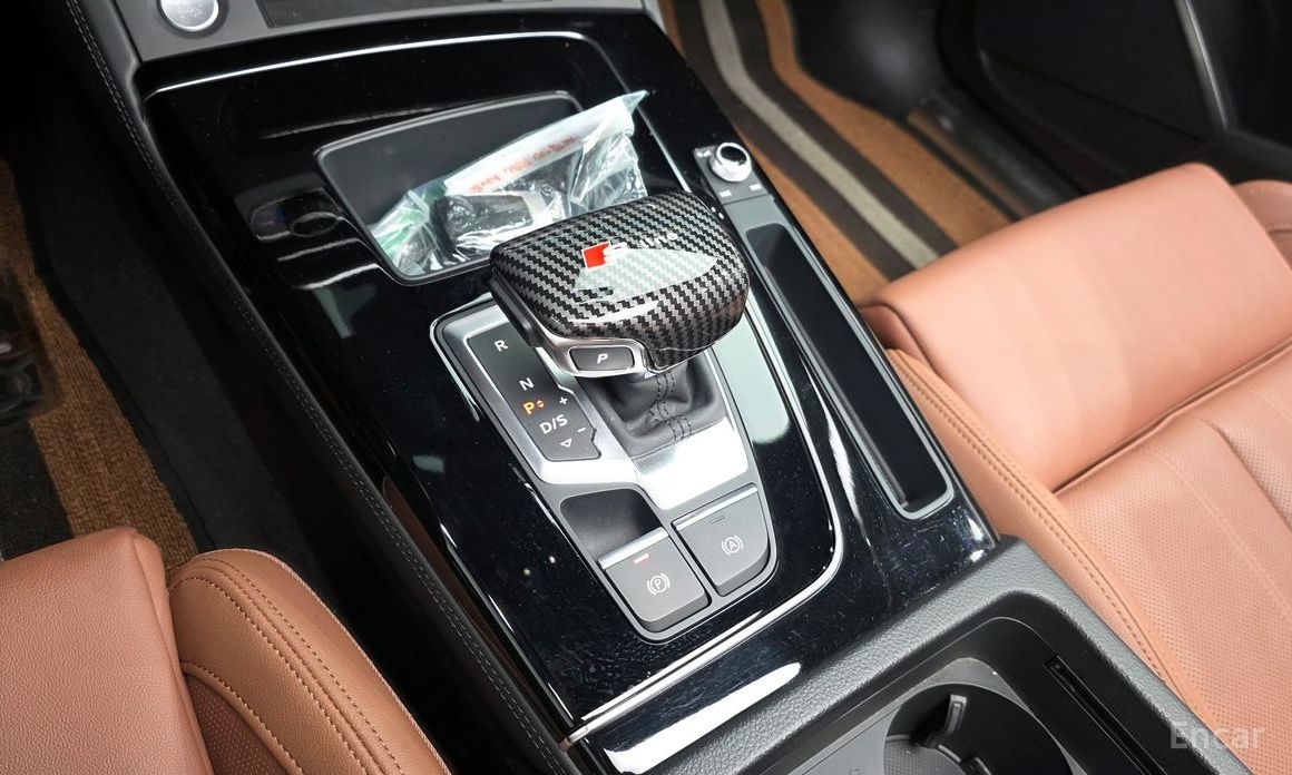 Audi Q5 (FY)40 TDI Quattro Premium №10