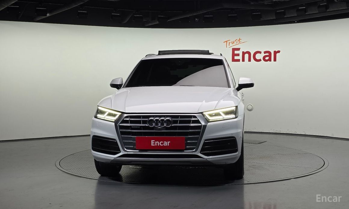 Q5 (FY)40 TDI Quattro Premium 4