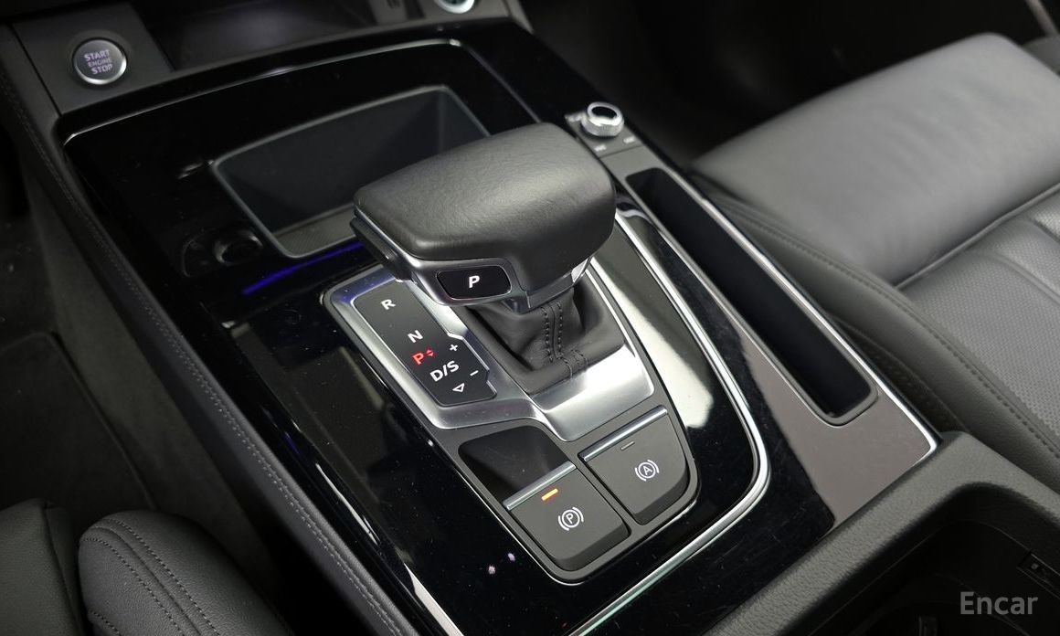 Q5 (FY)40 TDI Quattro Premium 10
