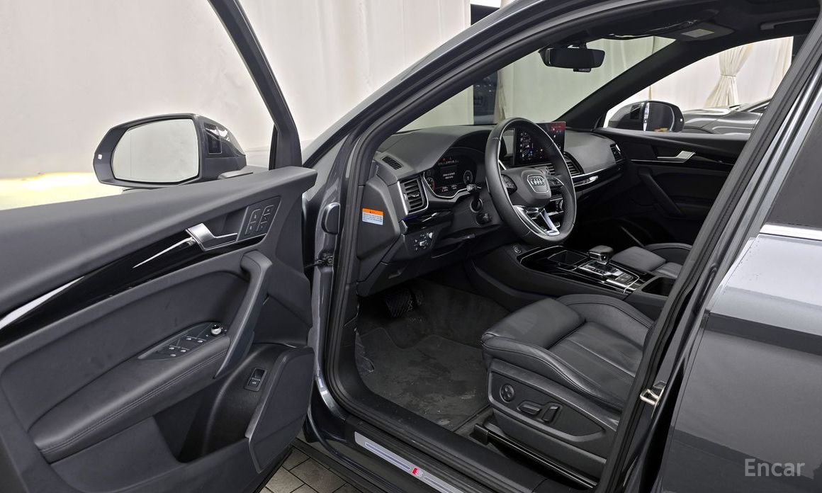 Q5 (FY)40 TDI Quattro Premium 11