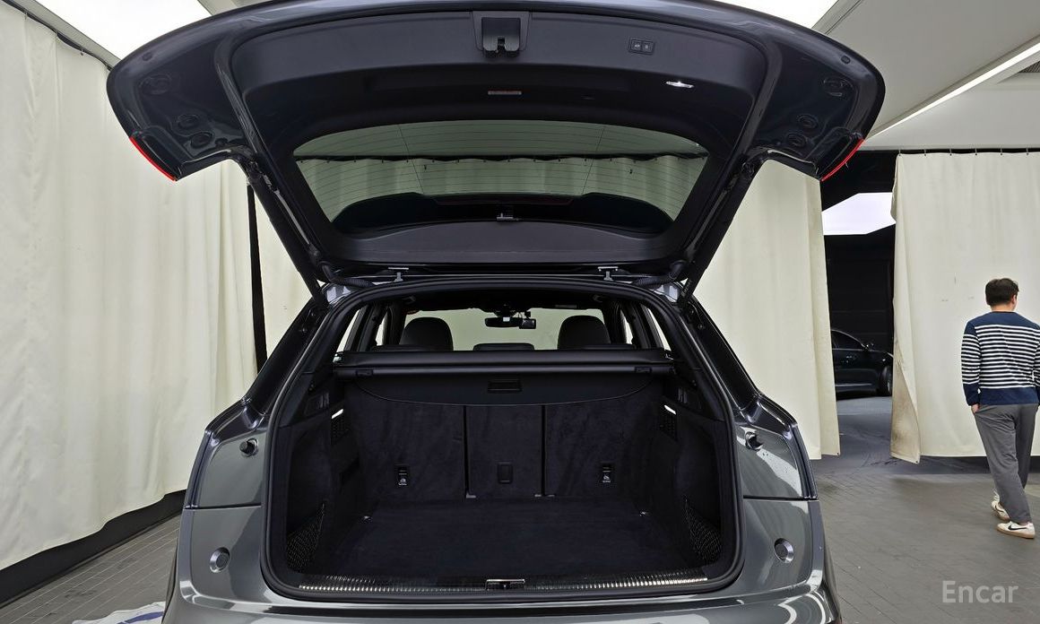 Q5 (FY)40 TDI Quattro Premium 21