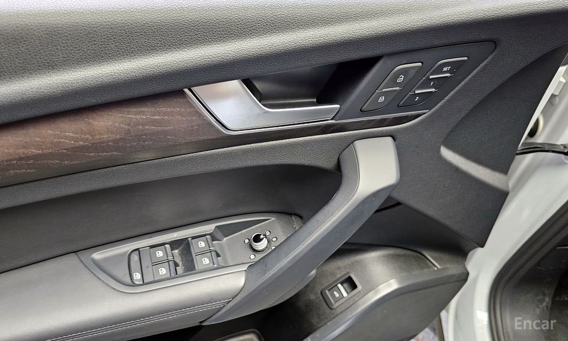 Audi Q5 (FY)40 TDI Quattro Premium №15