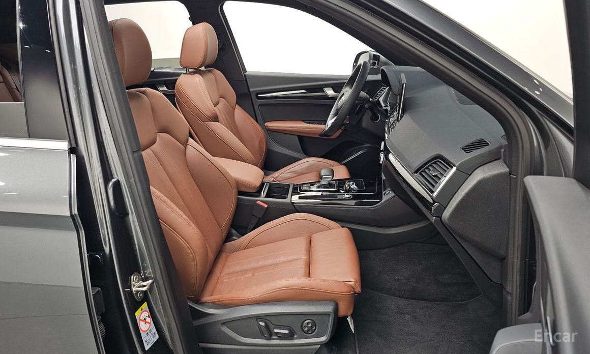 Q5 (FY)40 TDI Quattro Premium 12