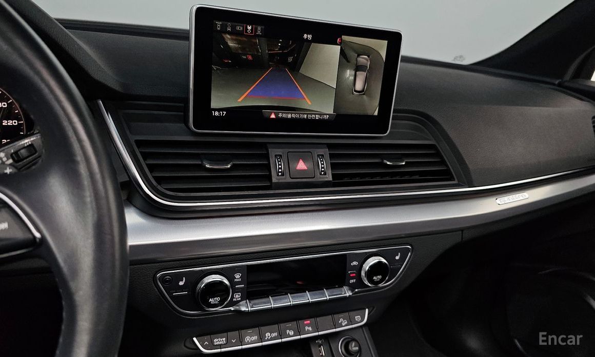 Q5 (FY)40 TDI Quattro Premium 16