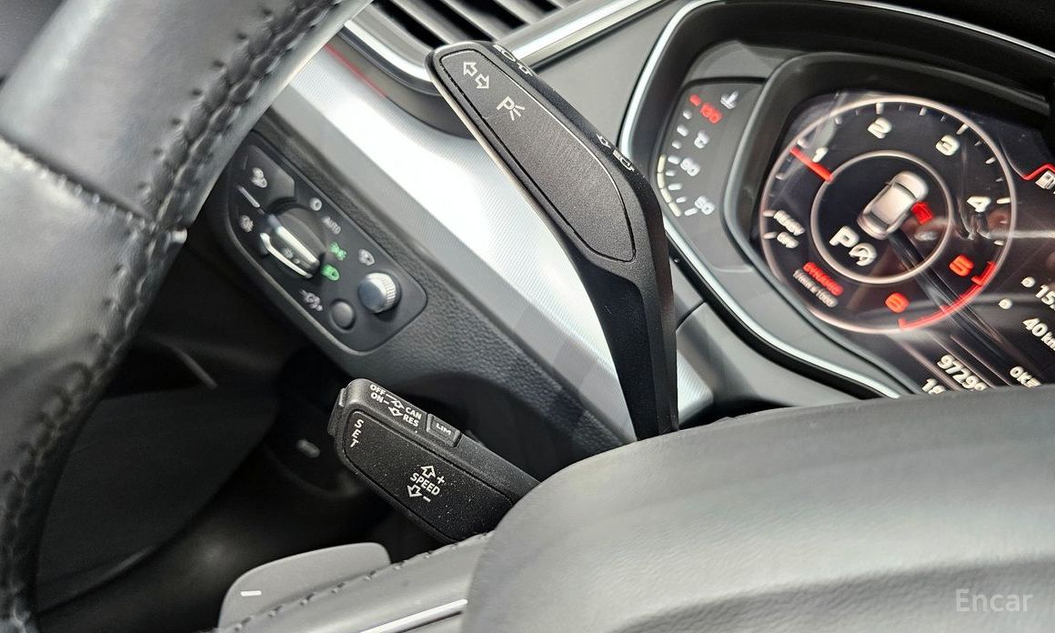 Q5 (FY)40 TDI Quattro Premium 19