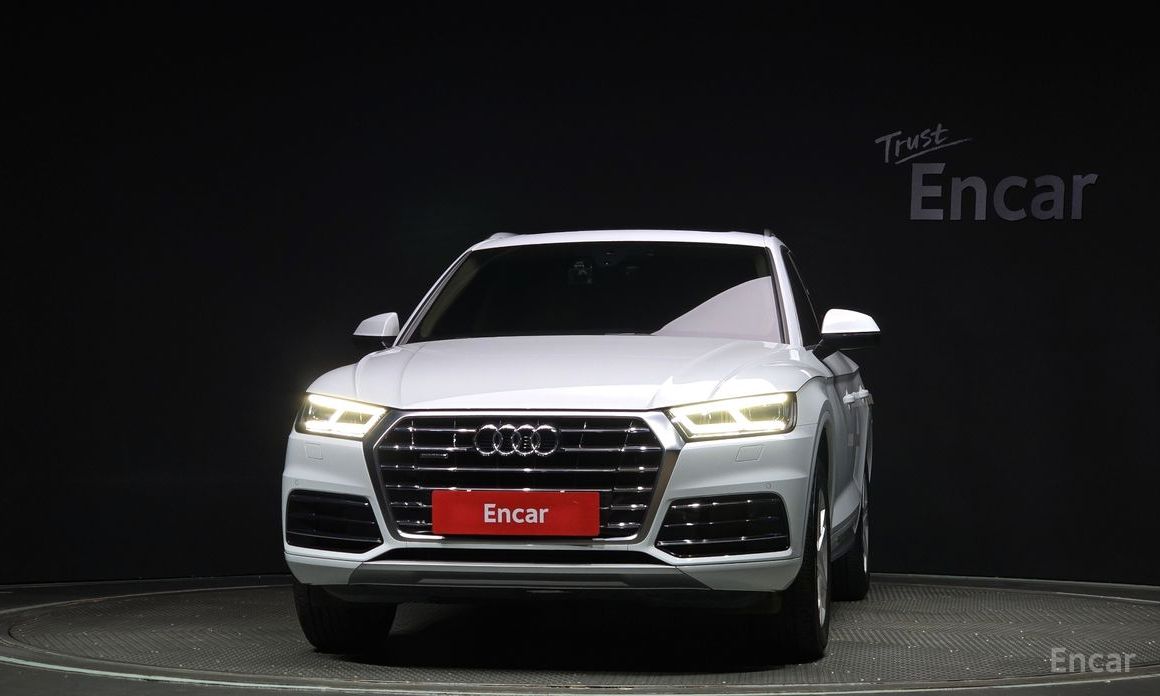 Q5 (FY)45 TFSI Quattro 4