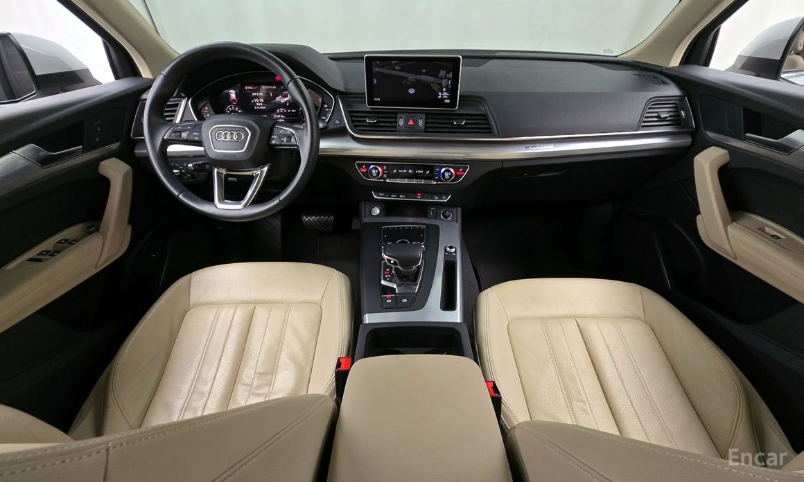 Q5 (FY)45 TFSI Quattro 8