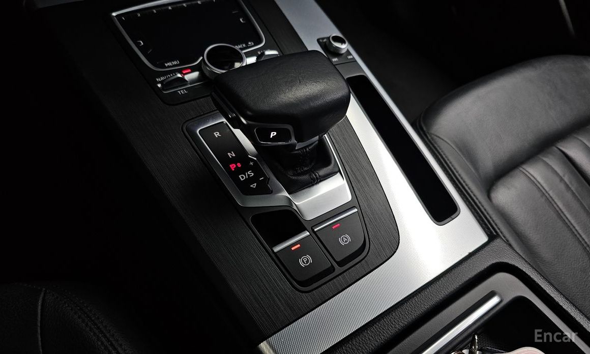 Audi Q5 (FY)45 TFSI Quattro №10