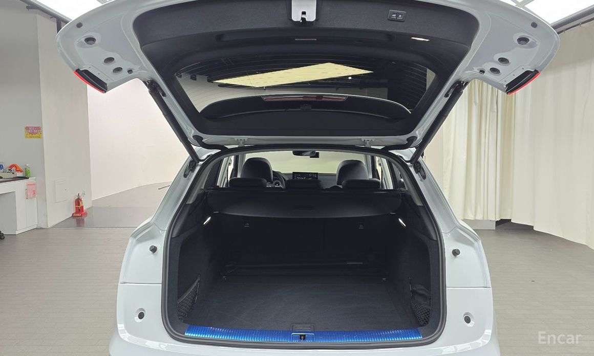 Q5 (FY)45 TFSI Quattro 21