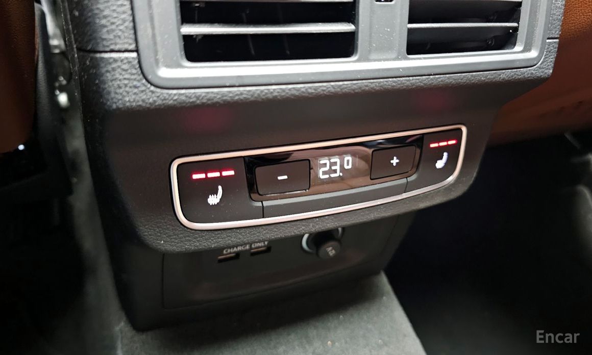 Q5 (FY)45 TFSI Quattro 18