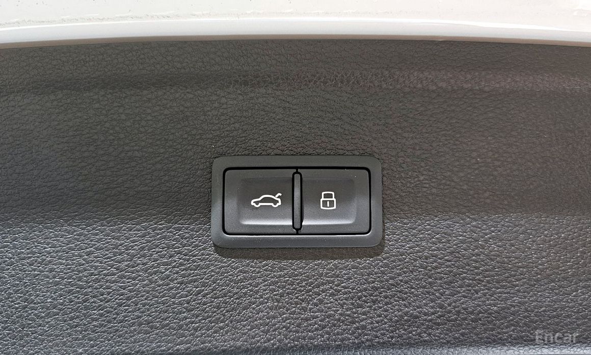 Q5 (FY)45 TFSI Quattro 19