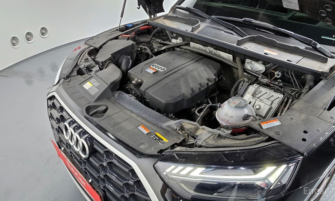 Q5 (FY)45 TFSI Quattro Premium 7