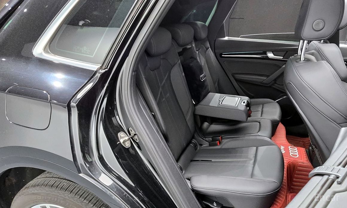 Q5 (FY)45 TFSI Quattro Premium 13