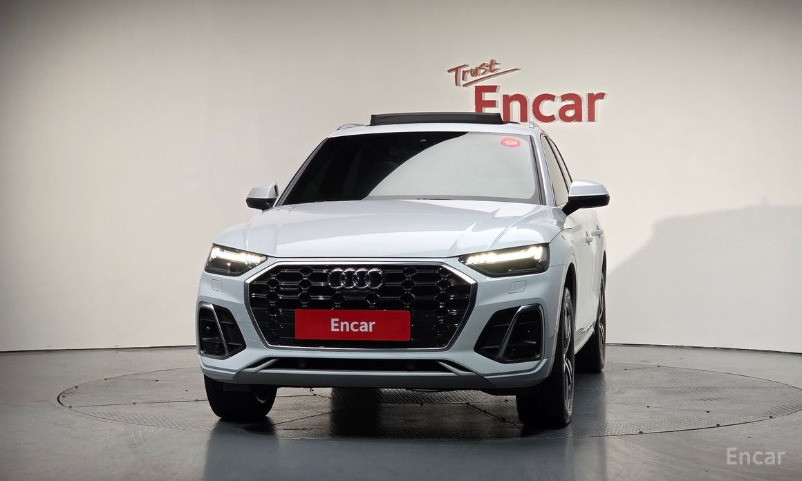 Q5 (FY)45 TFSI Quattro Premium 4