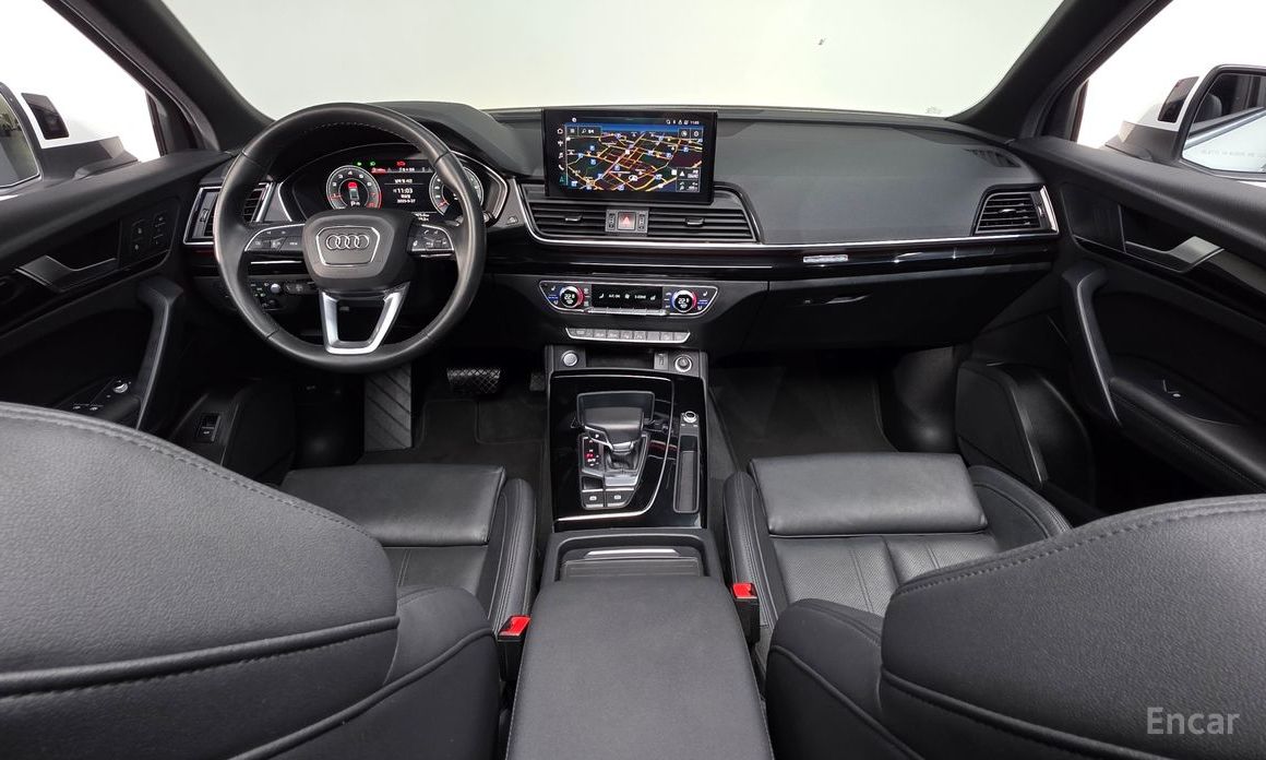 Q5 (FY)45 TFSI Quattro Premium 8