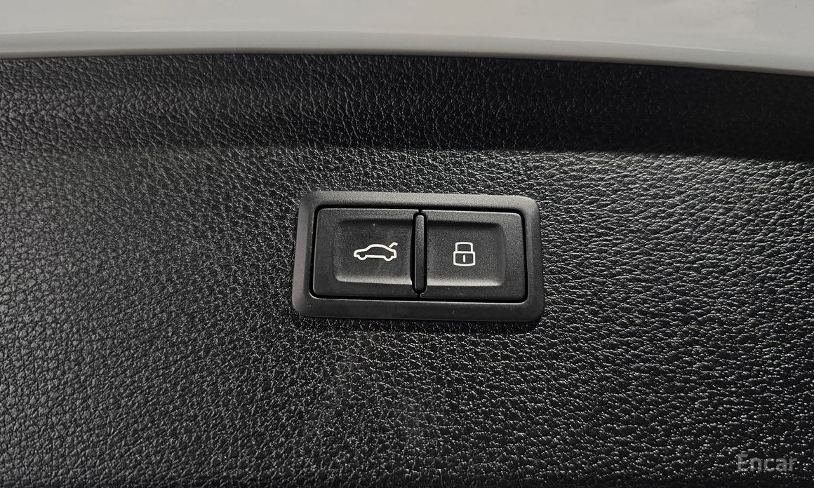 Q5 (FY)45 TFSI Quattro Premium 21