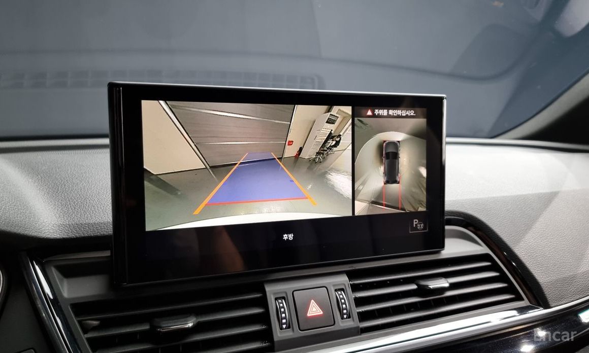 Q5 (FY)45 TFSI Quattro Premium 16