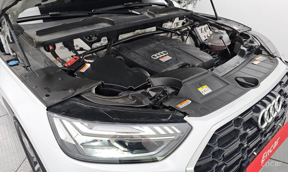 Q5 (FY)45 TFSI Quattro Premium 7