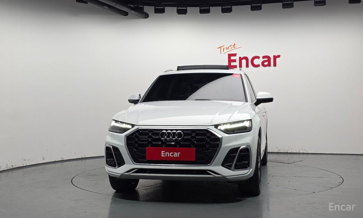 Q5 (FY)45 TFSI Quattro Premium 4