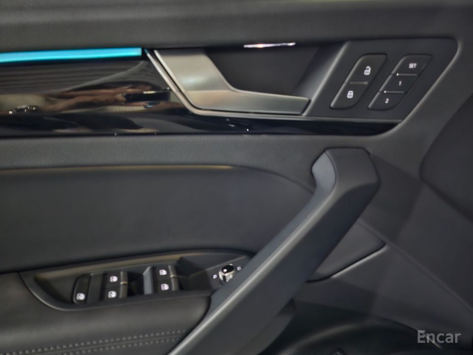 Q5 (FY)45 TFSI Quattro Premium 15