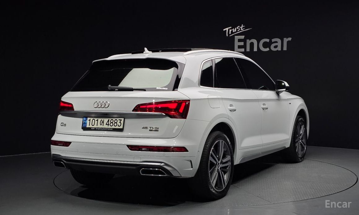 Audi Q5 (FY)45 TFSI Quattro Premium №3