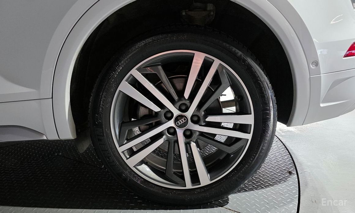 Audi Q5 (FY)45 TFSI Quattro Premium №6