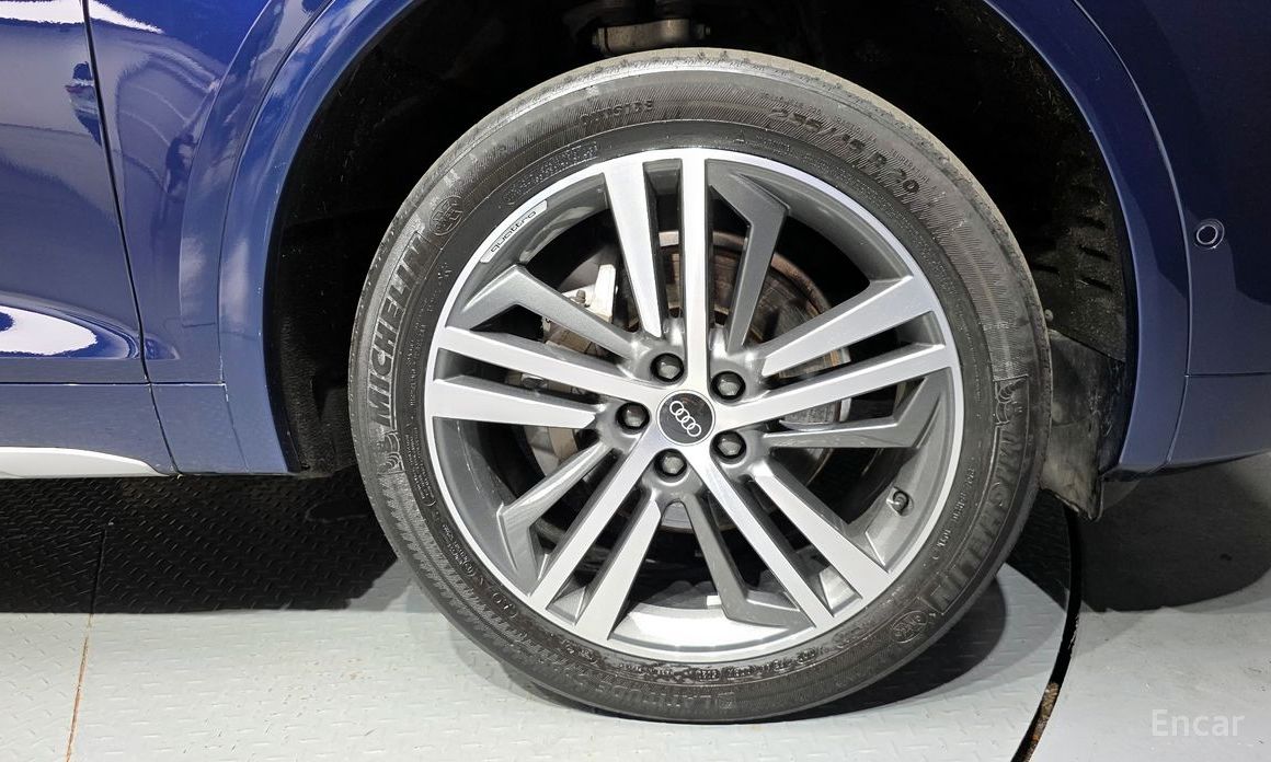 Audi Q5 (FY)45 TFSI Quattro Premium №6