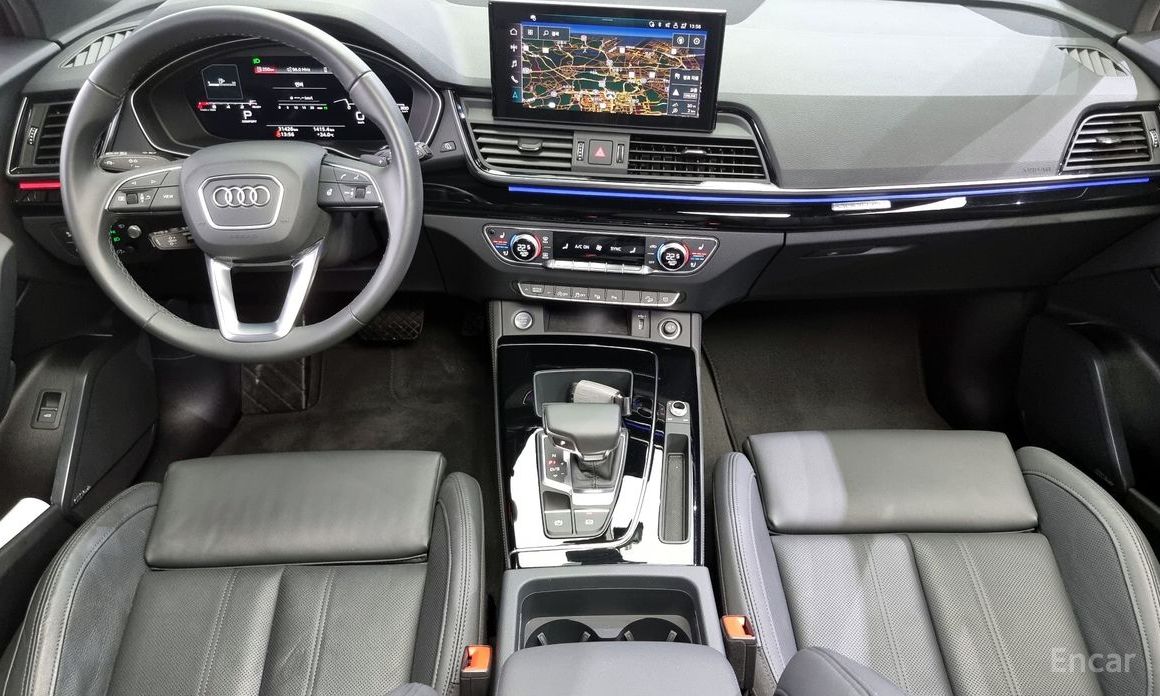 Q5 (FY)45 TFSI Quattro Premium 8